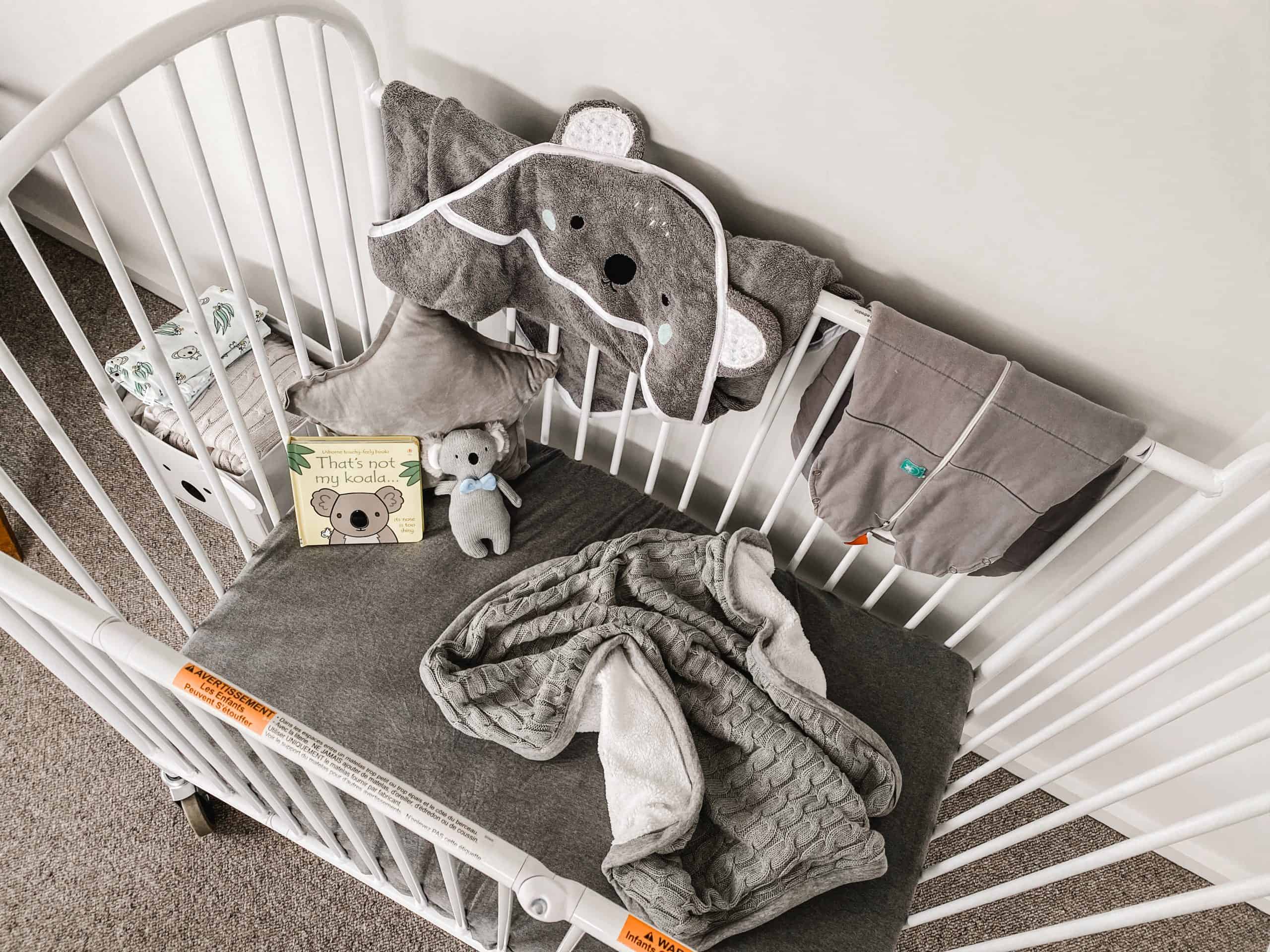 Baby portable cot